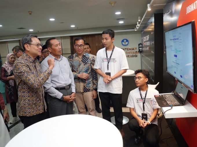 DBS Foundation Berikan Pelatihan Teknologi untuk 60.000 Talenta Digital Baru
