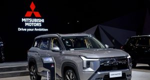 Mitsubishi Destinator Jadi Primadona Baru di Segmen SUV Keluarga Premium