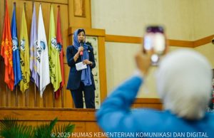 Meutya Hafid Ajak Mahasiswa Gabung AI Talent Factory