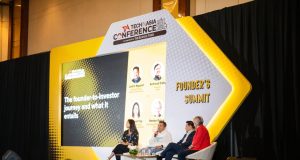 Ditengah Ketidakpastian Global, Sektor Teknologi Masih Menjanjikan