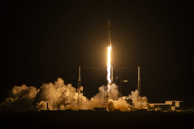 Satelit Nusantara Lima Menembus Angkasa Menuju Orbit untuk Berikan Layanan Internet di Seluruh Wilayah Indonesia Hingga ASEAN