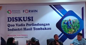 Industri Hasil Tembakau Penopang Ekonomi, Wamenperin Tekankan Pentingnya Kebijakan Berimbang