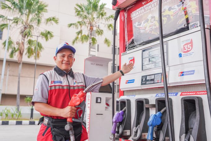 Layani Masyarakat Nikmati Liburan Panjang, Pertamina Tetap Siaga Pasok Energi ke Seluruh Indonesia