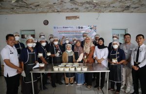 Dosen Universitas Al-Azhar Indonesia dan Universitas Sahid Latih Warga Binaan Lapas IIA Bekasi Produksi Mie Ayam Frozen