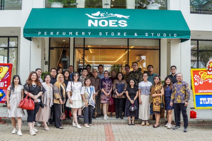 Noes: Parfum Indonesia Kelas Dunia