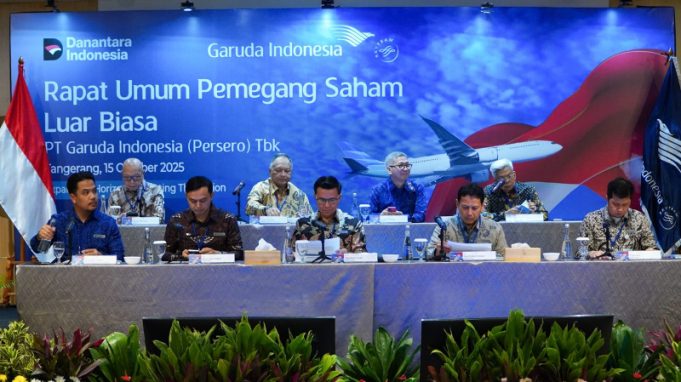 Glenny Kairupan Resmi Pimpin Garuda Indonesia