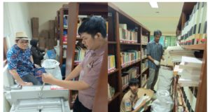 Penyiangan Koleksi di Perpustakaan UT: Praktik Terbaik untuk Optimalisasi Ruang dan Kepuasan Pemustaka