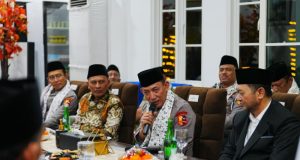 Kapolri Tekankan Jaga Persatuan-Kesatuan saat Silaturahmi ke Ponpes An-Nur Malang