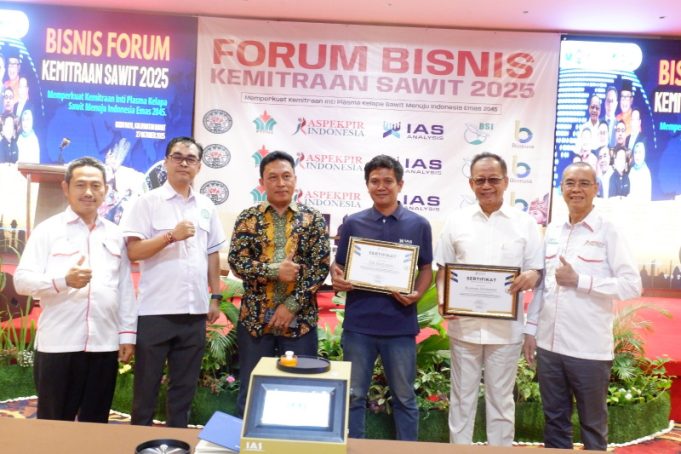 Forum Bisnis Kemitraan Sawit 2025 di Kubu Raya Perkenalkan Teknologi Penguji Mutu Kelapa Sawit Terbaru
