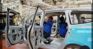 Stimulus Untuk Melindungi Tenaga Kerja Dalam Ekosistem Industri Otomotif