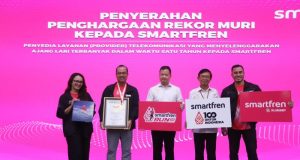 SMARTFREN Catat Rekor Nasional Sebagai Penyedia Layanan Telekomunikasi Penyelenggara Ajang Lari Terbanyak Dalam Satu Tahun
