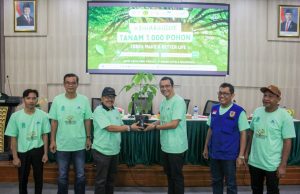 Nojorono Kudus Tanam 1.000 Bibit Pohon Buah