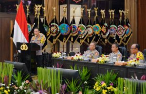 Sampaikan Rilis Akhir Tahun 2025, Kapolri Ajak Doakan Korban Bencana di Sumatera