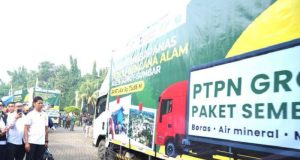 PTPN Group Bergerak Cepat, Salurkan Bantuan Pangan untuk Korban Bencana Alam di Sumatera