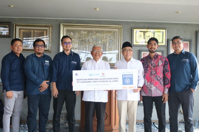 Melalui BAZNAS RI, UPZ PT Asuransi Jiwa Syariah AL AMIN Salurkan Bantuan Rp145 Juta untuk Bencana Sumatra