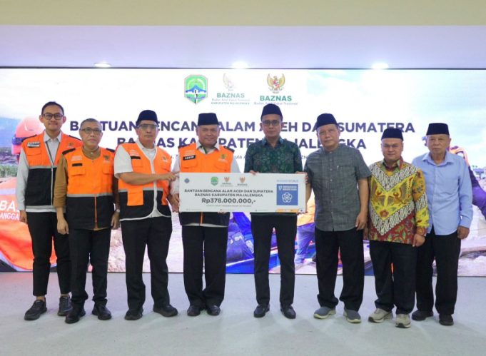 BAZNAS Kabupaten Majalengka Salurkan Donasi Banjir Sumatra Rp378 Juta Melalui BAZNAS RI