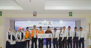 Bantu Penyintas Banjir Sumatra, Al Azhar Syifa Budi Salurkan Donasi Rp196 Juta melalui BAZNAS RI