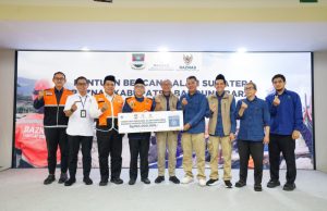 Melalui BAZNAS RI, BAZNAS Kabupaten Bandung Barat Salurkan Bantuan Banjir Sumatra Sebesar Rp100 Juta