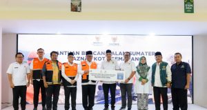 BAZNAS Kota Semarang Serahkan Bantuan Rp300 Juta bagi Penyintas Banjir Sumatra melalui BAZNAS RI