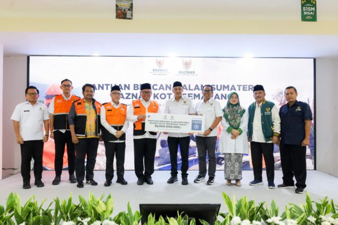 BAZNAS Kota Semarang Serahkan Bantuan Rp300 Juta bagi Penyintas Banjir Sumatra melalui BAZNAS RI