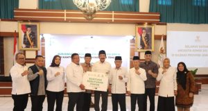 BAZNAS RI Salurkan 1.500 Paket Bantuan King Salman Humanitarian Aid and Relief Centre untuk 12 Kabupaten di Jawa Tengah