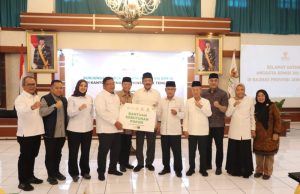 BAZNAS RI Salurkan 1.500 Paket Bantuan King Salman Humanitarian Aid and Relief Centre untuk 12 Kabupaten di Jawa Tengah