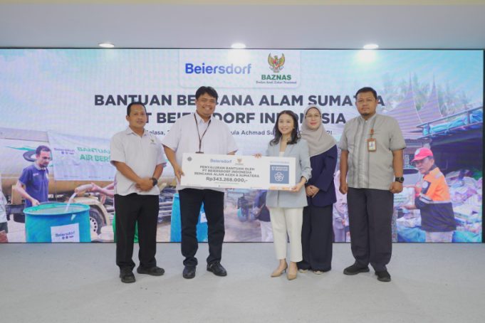 Melalui BAZNAS, PT Beiersdorf Indonesia Salurkan Bantuan Kemanusiaan Sumatra Rp343 Juta