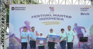 Bank Mandiri Taspen Rayakan HUT ke-11 di Kota Manado Bersama Ratusan Nasabah