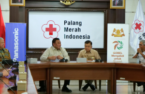 Gobel Group Salurkan Bantuan Kemanusiaan bagi Korban Bencana Lewat (PMI)