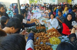 Berburu Takjil Bukan Sekedar Self Reward