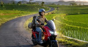 Tips Meninggalkan Motor Listrik di Rumah Saat Mudik