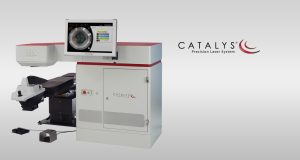 KMN EyeCare Hadirkan Operasi Katarak dengan Teknologi Laser CATALYS™