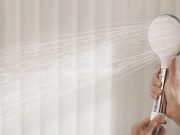 Solusi Tekanan Air Rendah: WizFlo Hand Shower dari American Standard dan Budaya Mandi Pentingnya Arus Air Stabil bagi Kesehatan
