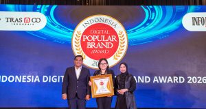 Bukti Kuatnya Kepercayaan Konsumen, Dermatix Ultra dan Transpulmin Raih Indonesia Digital Popular Brand Award 2026