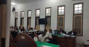 Jaksa Tuntut Irwan Perangin-angin 1,5 Tahun Penjara, Kuasa Hukum Sebut Fakta Sidang Diabaikan