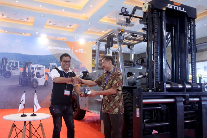 SEKTOR LOGISTIK & PERGUDANGAN MENGUAT, INFRAMACH PERKENALKAN STILL DI PASAR INDONESIA