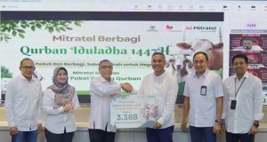 Mitratel Salurkan 3.388 Paket Daging Kurban Hingga Wilayah Bencana Sumatra Melalui BAZNAS RI