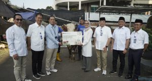 Jamkrindo Salurkan Hewan Qurban untuk Perkuat Kepedulian dan Solidaritas Sosial