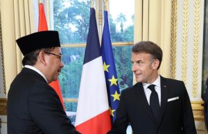 DENNY JA: MACRON DAN PRABOWO, DUA PEMAIN GEOPOLITIK YANG HEBAT