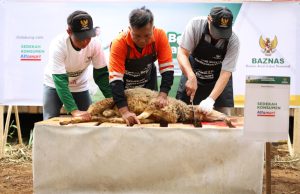 Dari Sedekah Konsumen Alfamart, BAZNAS RI Distribusikan Paket Daging Kurban Hingga ke Desa Terpencil