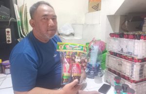 Laris Manis Jualan Boneka Ondel Betawi, Cerita Lukman Menyulap Sampah Botol Plastik Menjadi Berkah