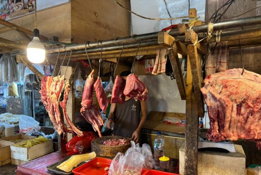 Ada Ruang Digital Dibalik Geliat Pedagang Daging Pasar Ciputat