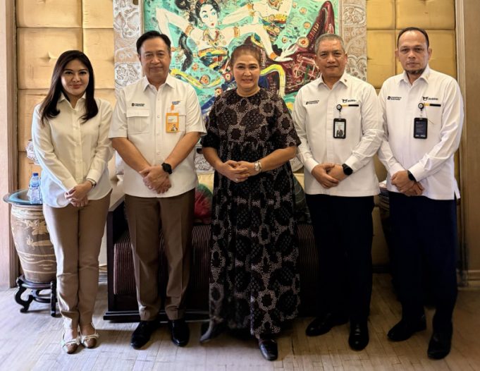 Bank Mandiri Taspen Serahkan Santunan kepada Ahli Waris Almarhum Jenderal TNI (Purn) Ryamizard Ryacudu