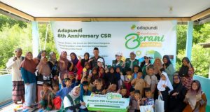 HUT ke 8, Adapundi Tanam 888 Pohon Mangrove, Berikan Perlengkapan Dapur dan Donasikan Satu Perahu di Muara Gembong, Bekasi