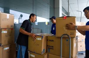 J&T Cargo Dukung Ekosistem Circular Economy Lewat Pengelolaan 8,2 Ton Waste Bersama Decathlon dan Yayasan KDM