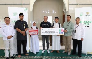 Percayakan BAZNAS RI, Tokopedia Salurkan Bantuan Pendidikan Bagi Santri SCB