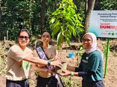 Selamatkan Habitat Elang Jawa, Sharp Mengubah Langkah Pelari Menjadi 600 Pohon