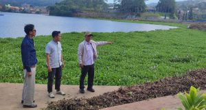 Camat Deny Libatkan Unpad Untuk Tangani Eceng Gondok Waduk Darma