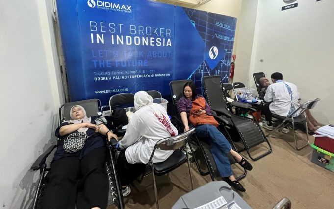 Didimax Gelar Donor Darah dan Cek Kesehatan Gratis di Bandung