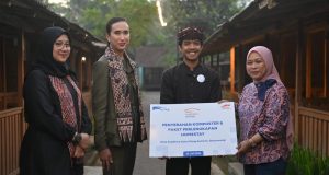 Menpar Widiyanti Apresiasi Astra Rawat Budaya Osing Lewat Program Desa Sejahtera Kemiren